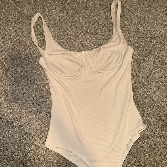 Kloye beige bodysuit - Picture 9 of 12